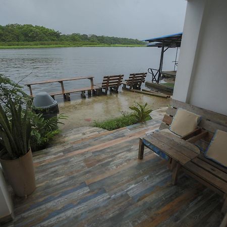 Hotel Pura Natura Riverside Tortuguero Exterior foto