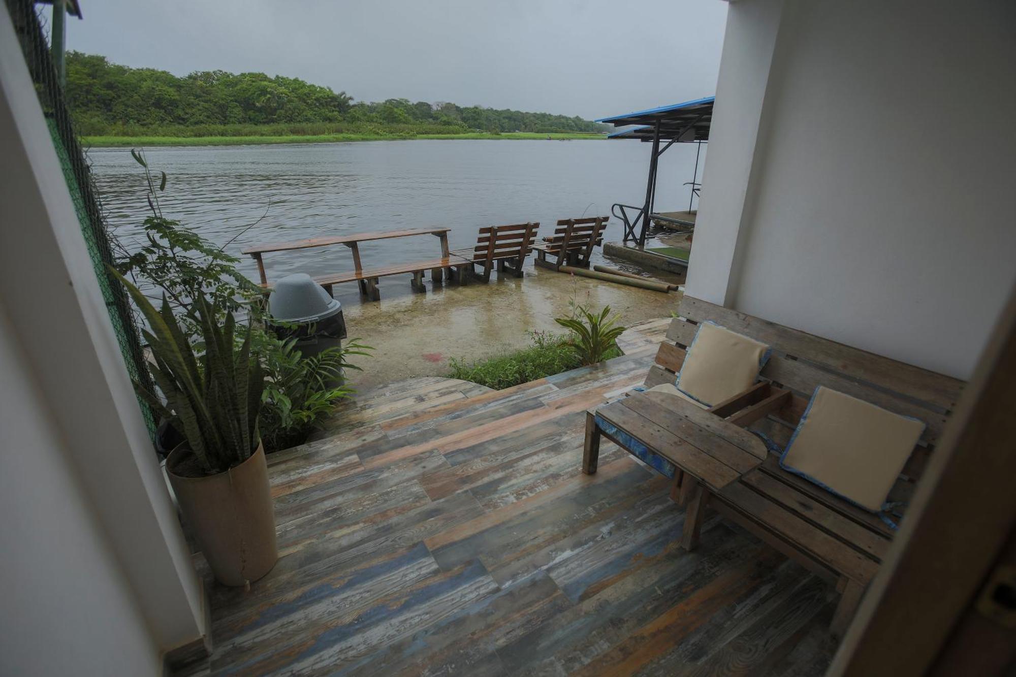 Hotel Pura Natura Riverside Tortuguero Exterior foto